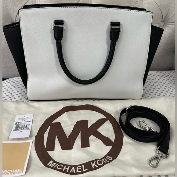 Michael Kors Selma Saffiano Leather Large Satchel - Picture 2 of 4